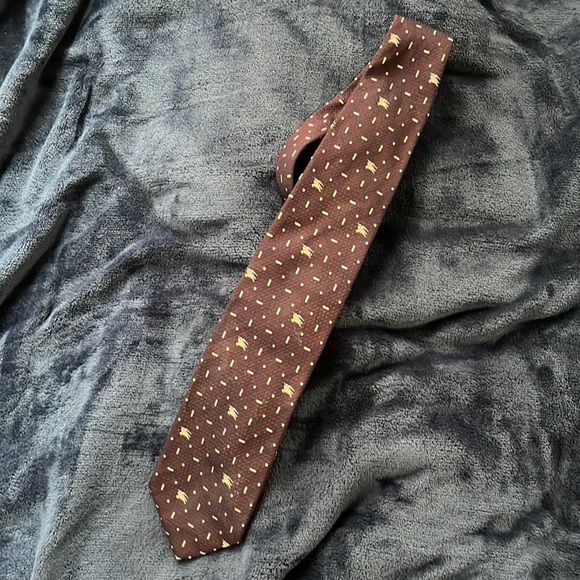 VTG Burberrys of London burgundy and blue 100% silk tie 60” total length - Picture 1 of 4